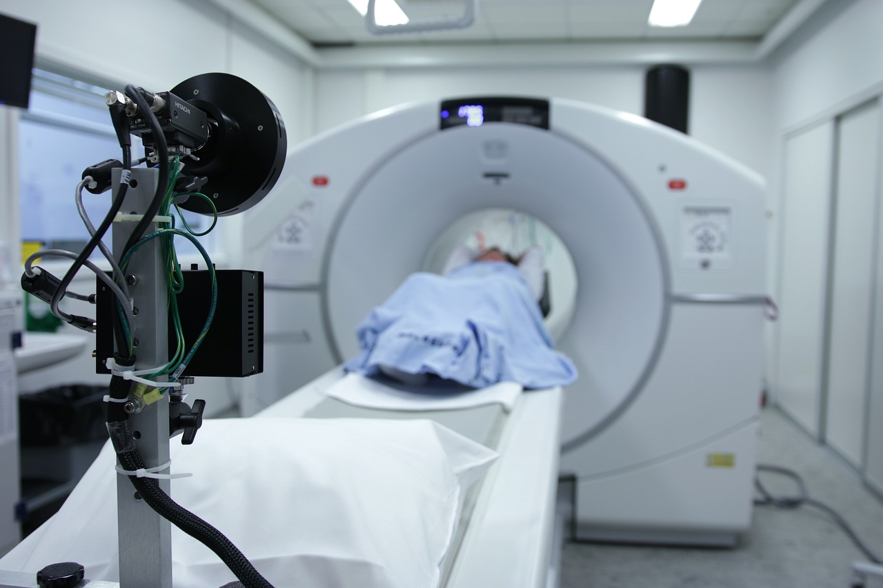 Qual é o salário base de um radiologista?