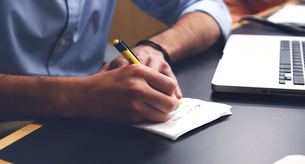 Qual o correto emprego ou trabalho?